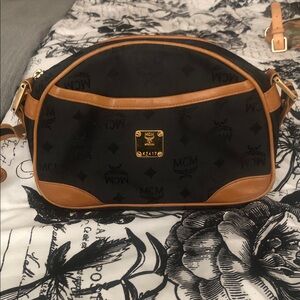 MCM - K7417 Crossbody Bag